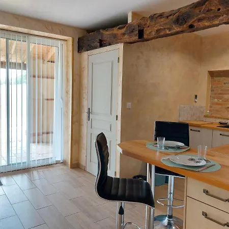 Les De Laures Holiday home *