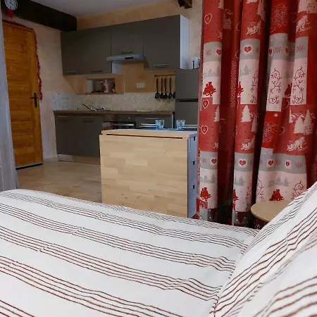 Les De Laures Holiday home *